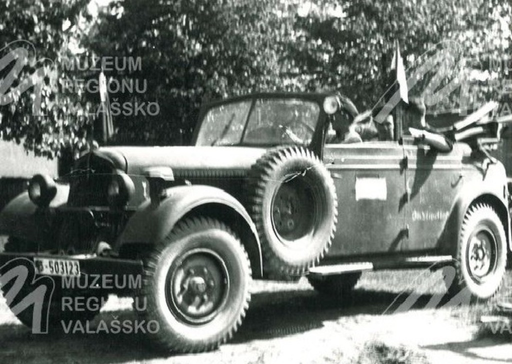 vůz ukořistěn&yacute; Vlasovci kpt Tulinovi partyz&aacute;ny odd&iacute;l Brdy